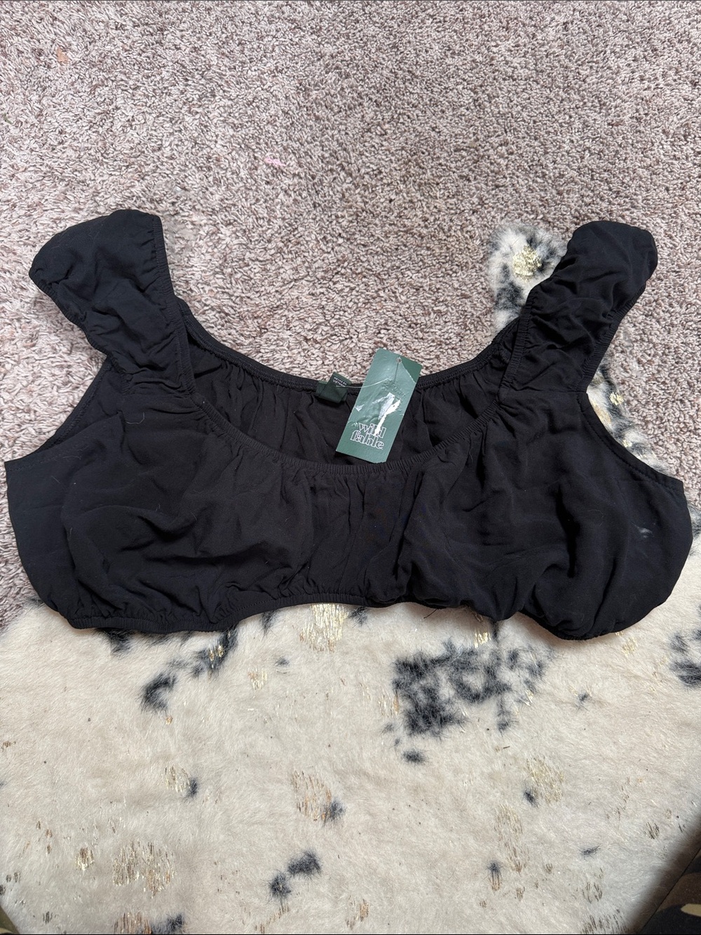Wild fable top